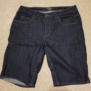 💥Closet clean out! Riders by Lee